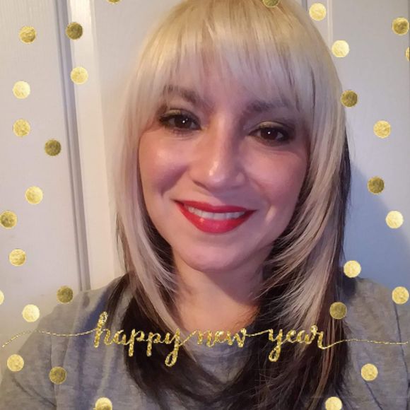 Meet your Posher, Jessica - Picture 1 of 1